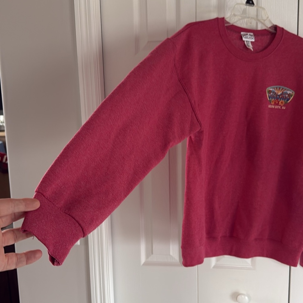 Ron Jon Surf Shop Ocean City, NJ Raspberry Crewneck Sweatshirt - Size - M - Picture 4 of 8